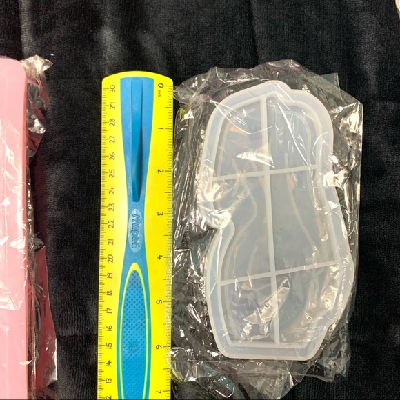 2 New Silicone molds Perfect for resin or concrete. NEW - Picture 8 of 11